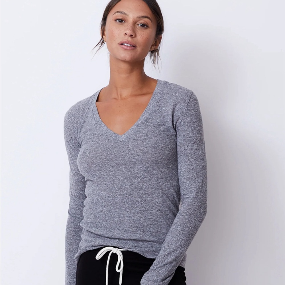 Monroe Tri-blend long sleeve v-neck tee